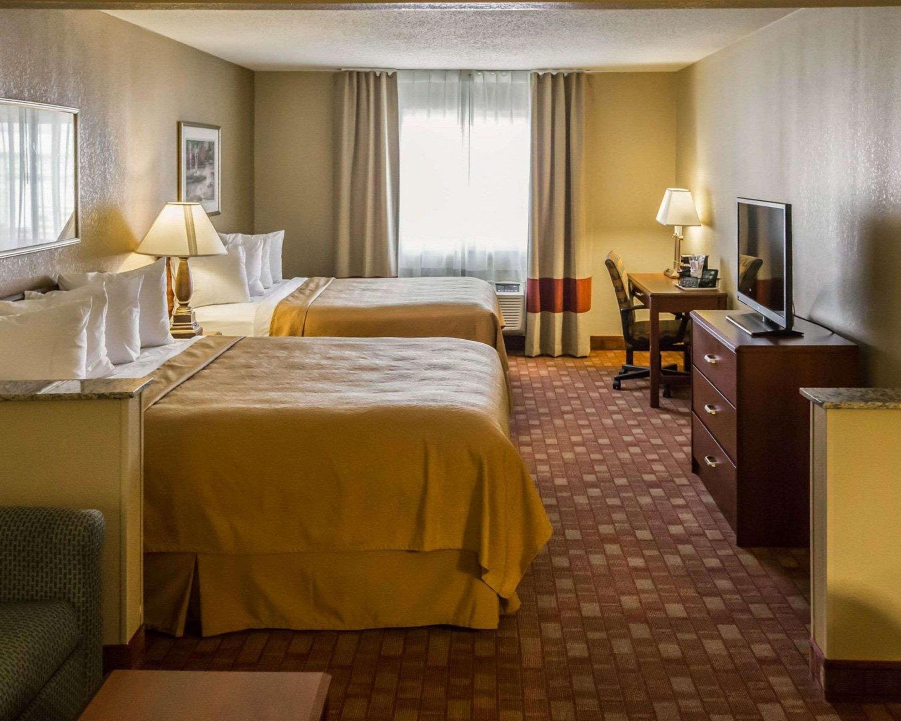 Mainstay Suites Joliet I-80 Exteriér fotografie